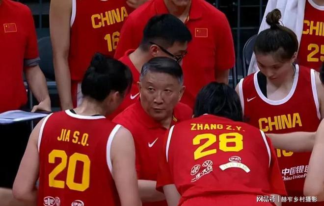 开云APP-澳大利亚女篮表现抢眼赢得粉丝的简单介绍