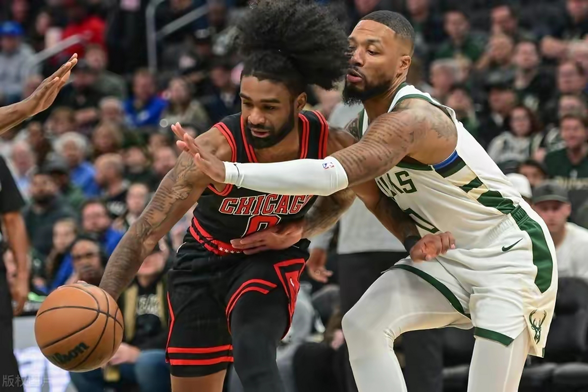 雄鹿险胜公牛,力挫强敌 雄鹿险胜公牛,力挫强敌