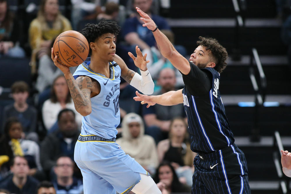 「黄蜂横扫灰熊,拉蒙特连续得分30+」 「黄蜂横扫灰熊,拉蒙特连续得分30+」